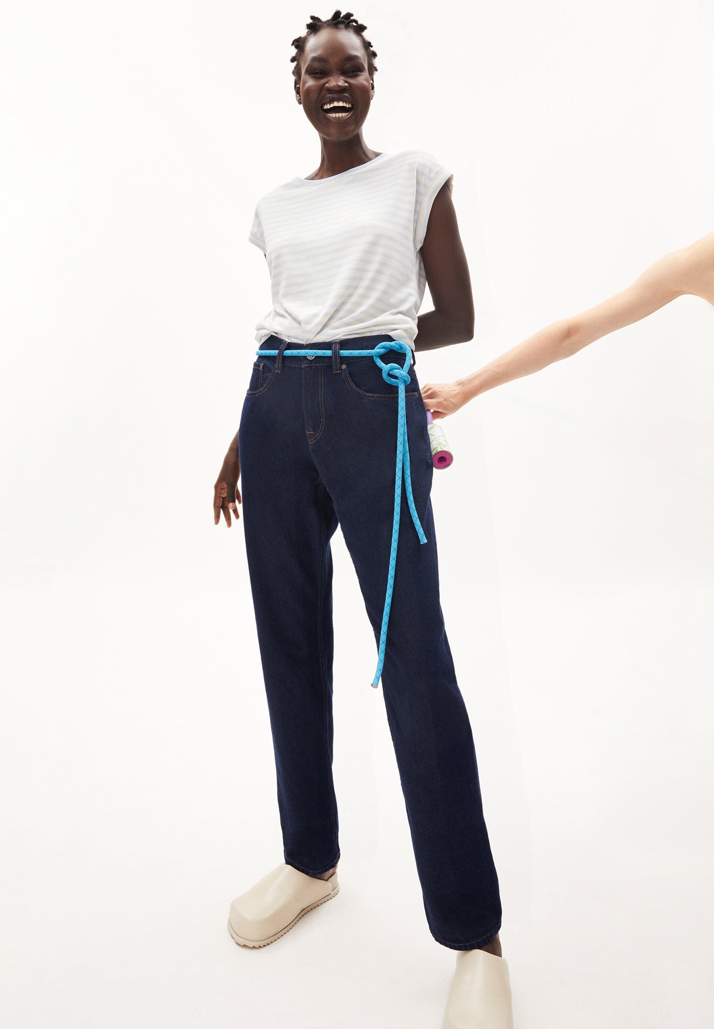 T-Shirt Jilaana - Morning sky-oatmilk