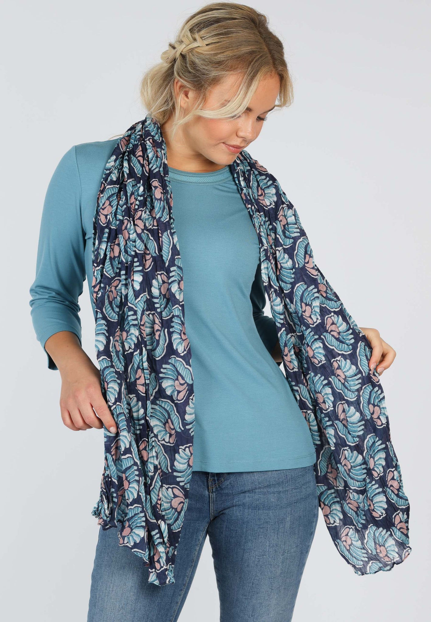 Esma Scarf - Navy