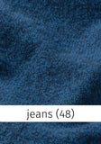 Detailansicht der melierten Strickjacke in Jeansblau von HEIDEKÖNIGIN, aus 100% Schurwolle, gefertigt in Litauen. Pflege: Handwäsche empfohlen.