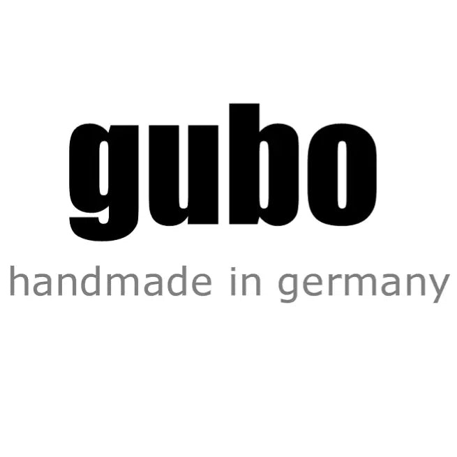 gubo Logo – Handgefertigter Schmuck aus Glas und Edelmetall aus Kaufbeuren-Neugablonz. Einzigartige Kreationen, jetzt bei lieblingsstuecke.shop entdecken.