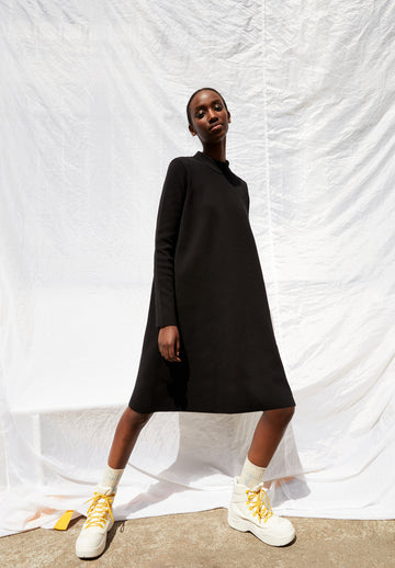 Friadaa - Knitted dress made of organic cotton