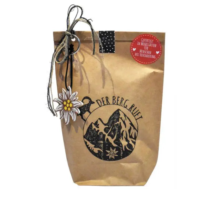 Wonderful gift bag - The mountain is calling